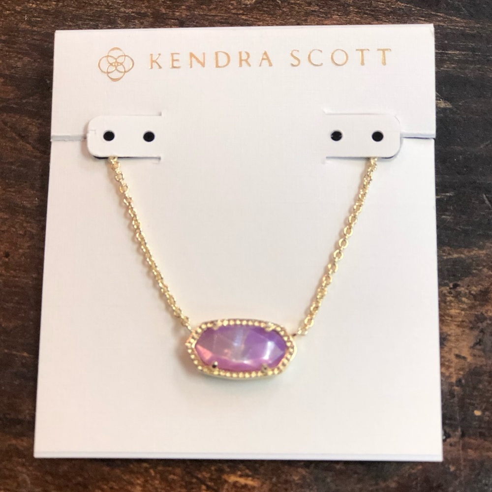 Kendra Scott necklace